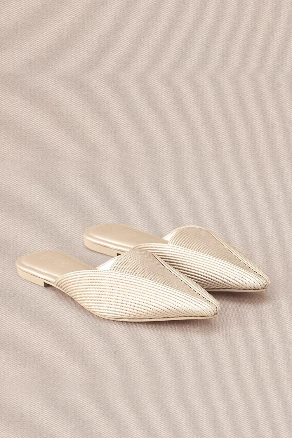 AMPM Accessories Ninah Metallic Pearl Leather Mules 3 AMPM Accessories Ninah Metallic Pearl Leather Mules