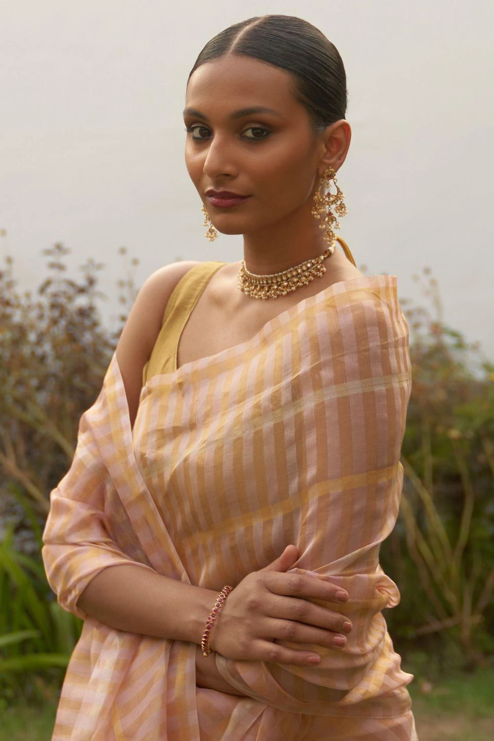 Five Point Five Peach & Gold Geometrical Motif Sari 5 Five Point Five Peach & Gold Geometrical Motif Sari - Image 3