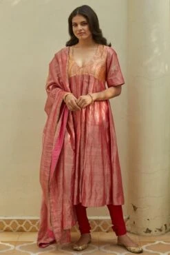 OhFab Sindoori Mela Odhni