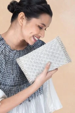 KOKOMMO The Anya Clutch -Inca Sales Store 231023kmo8 3 2