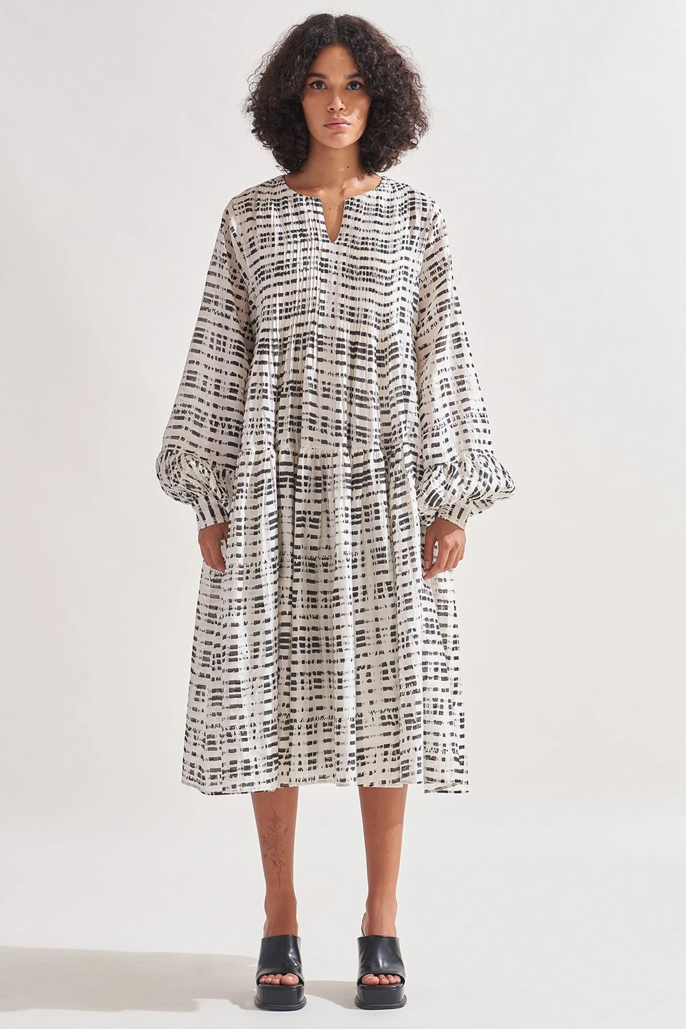 Amrich Shari Hand Block Printed Dress 3 Amrich Shari Hand Block Printed Dress