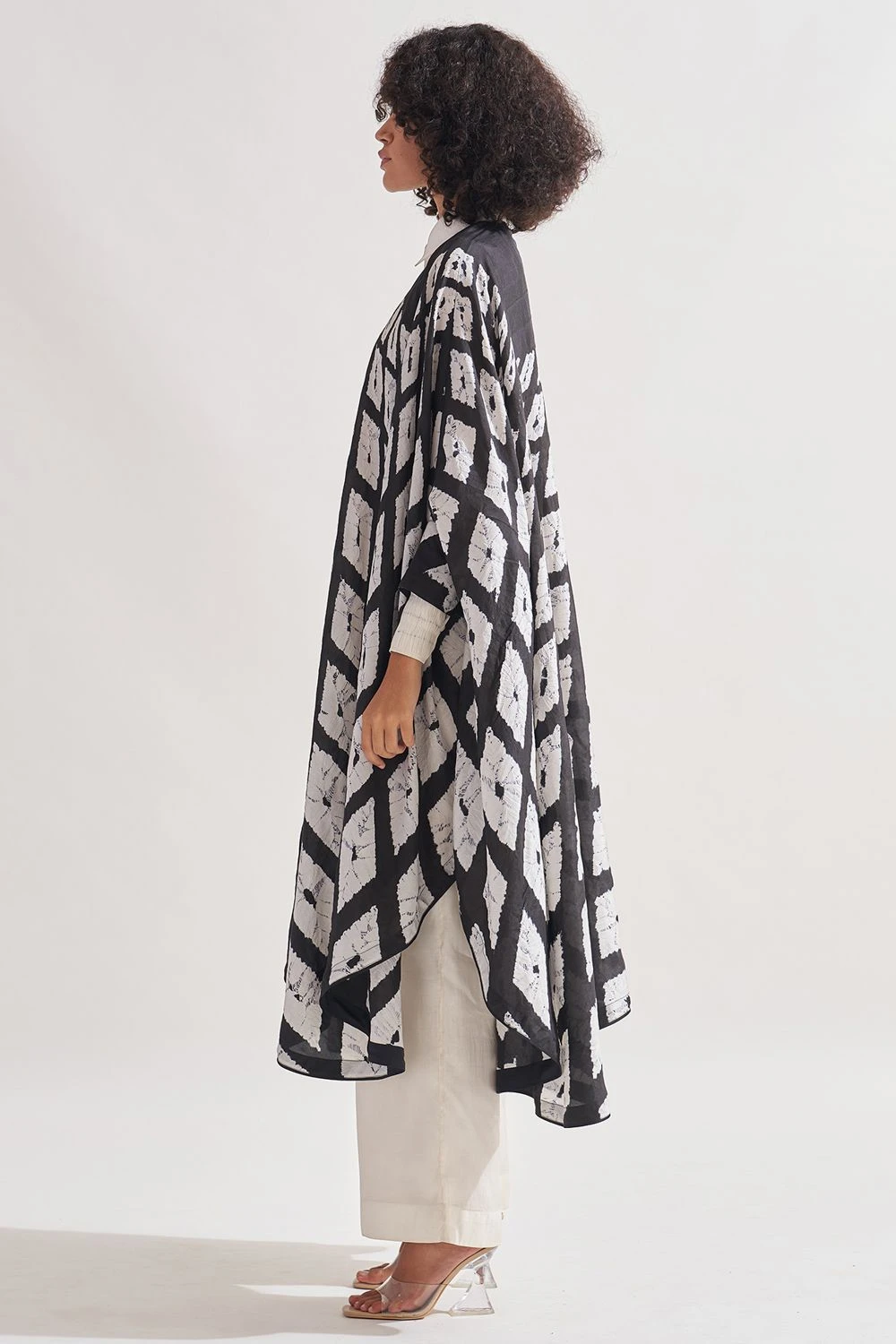 Amrich Aura ShIbori Patterned Overlay 4 Amrich Aura ShIbori Patterned Overlay - Image 2