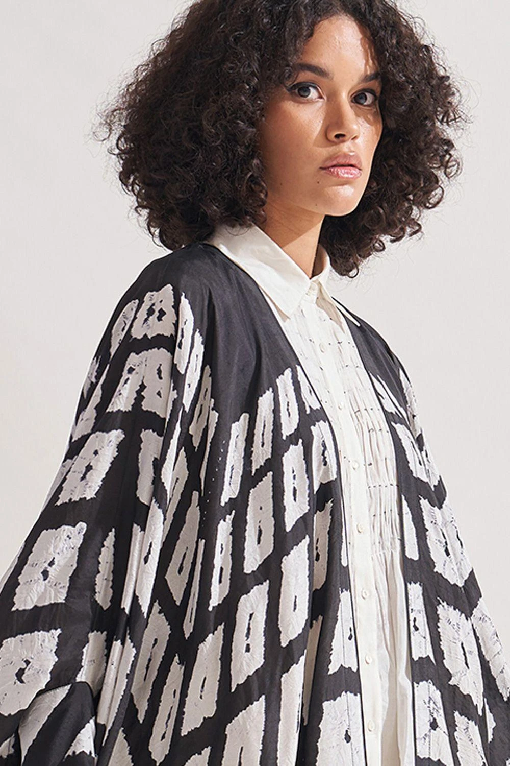 Amrich Aura ShIbori Patterned Overlay 7 Amrich Aura ShIbori Patterned Overlay - Image 5