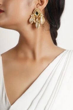 Vaidaan Nikki Earrings