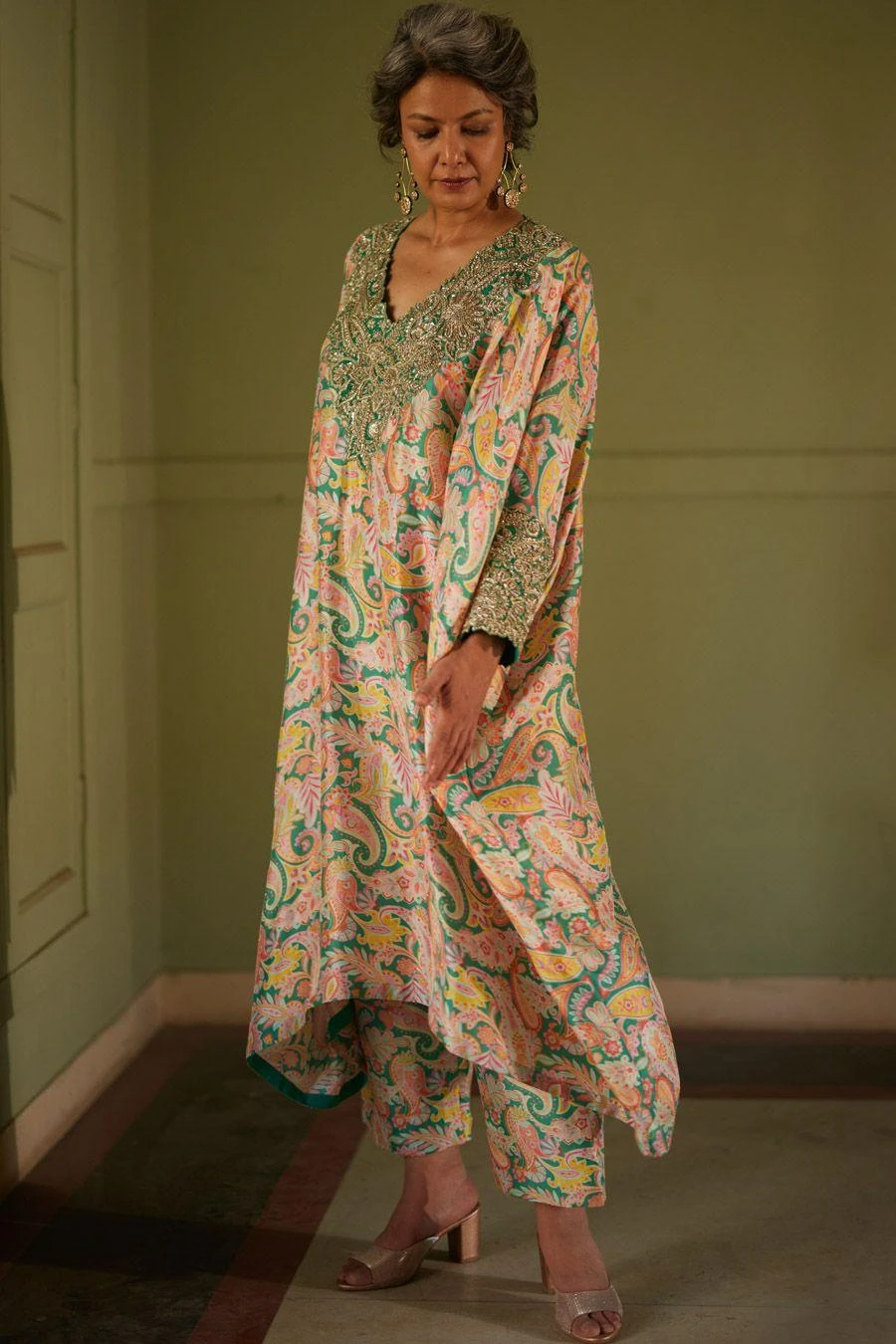 Mrunalini Rao Reva Cuff Kaftan Set 4 Mrunalini Rao Reva Cuff Kaftan Set - Image 2