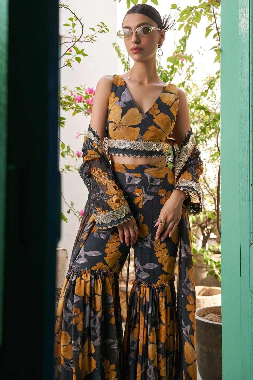 Varun Bahl Pret Azalea Grey Floral Printed Cape Set 5 Varun Bahl Pret Azalea Grey Floral Printed Cape Set - Image 3