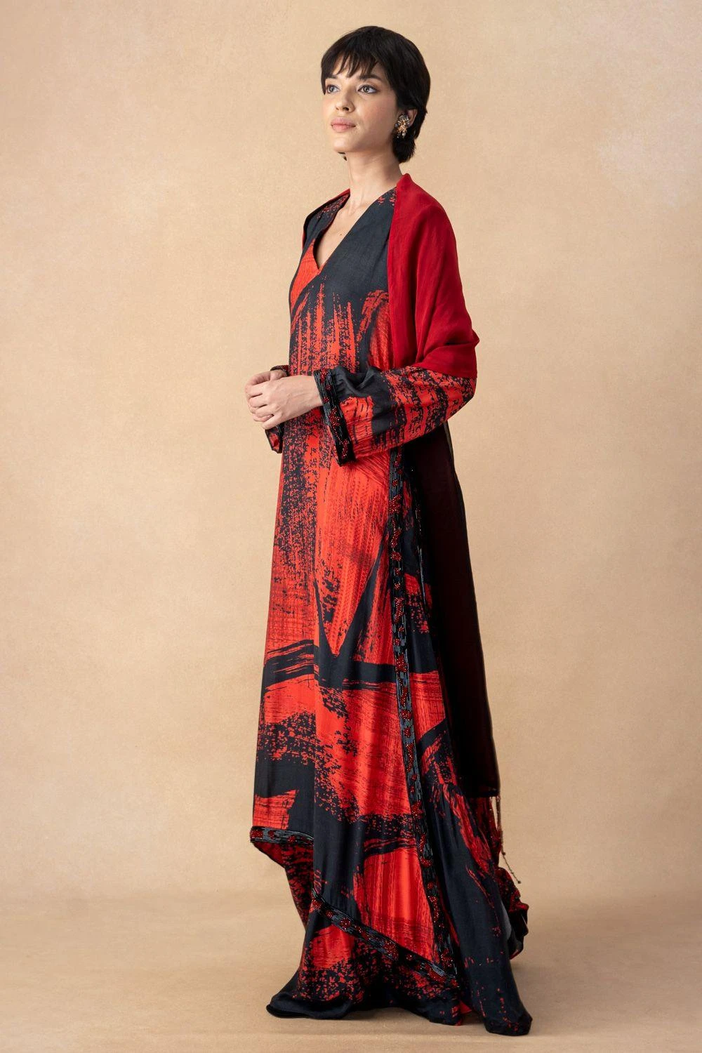 Nikita Mhaisalkar Red & Black Abstract Printed Kurta Set 4 Nikita Mhaisalkar Red & Black Abstract Printed Kurta Set - Image 2