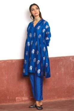Shorshe Shahi Kurta Set In Blue Banarasi Brocade -Inca Sales Store 261223she12 2