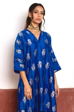Shorshe Shahi Kurta Set In Blue Banarasi Brocade -Inca Sales Store 261223she12 3