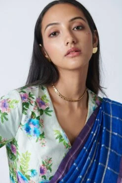 Nadiya Paar Off White V-neck Floral Blouse -Inca Sales Store 2623np21 5