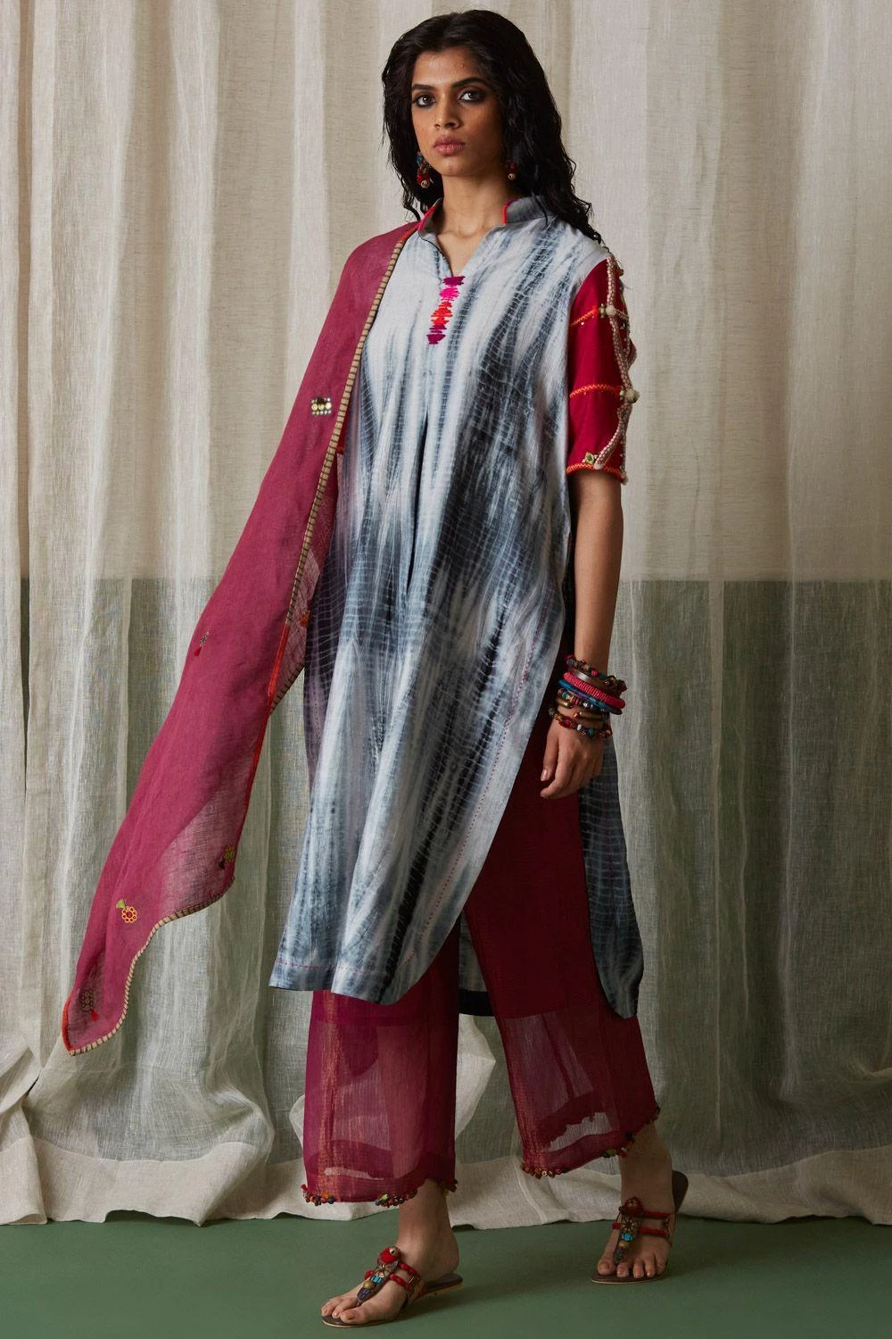 Medha Pink Hand Embroidered Dupatta 3 Medha Pink Hand Embroidered Dupatta