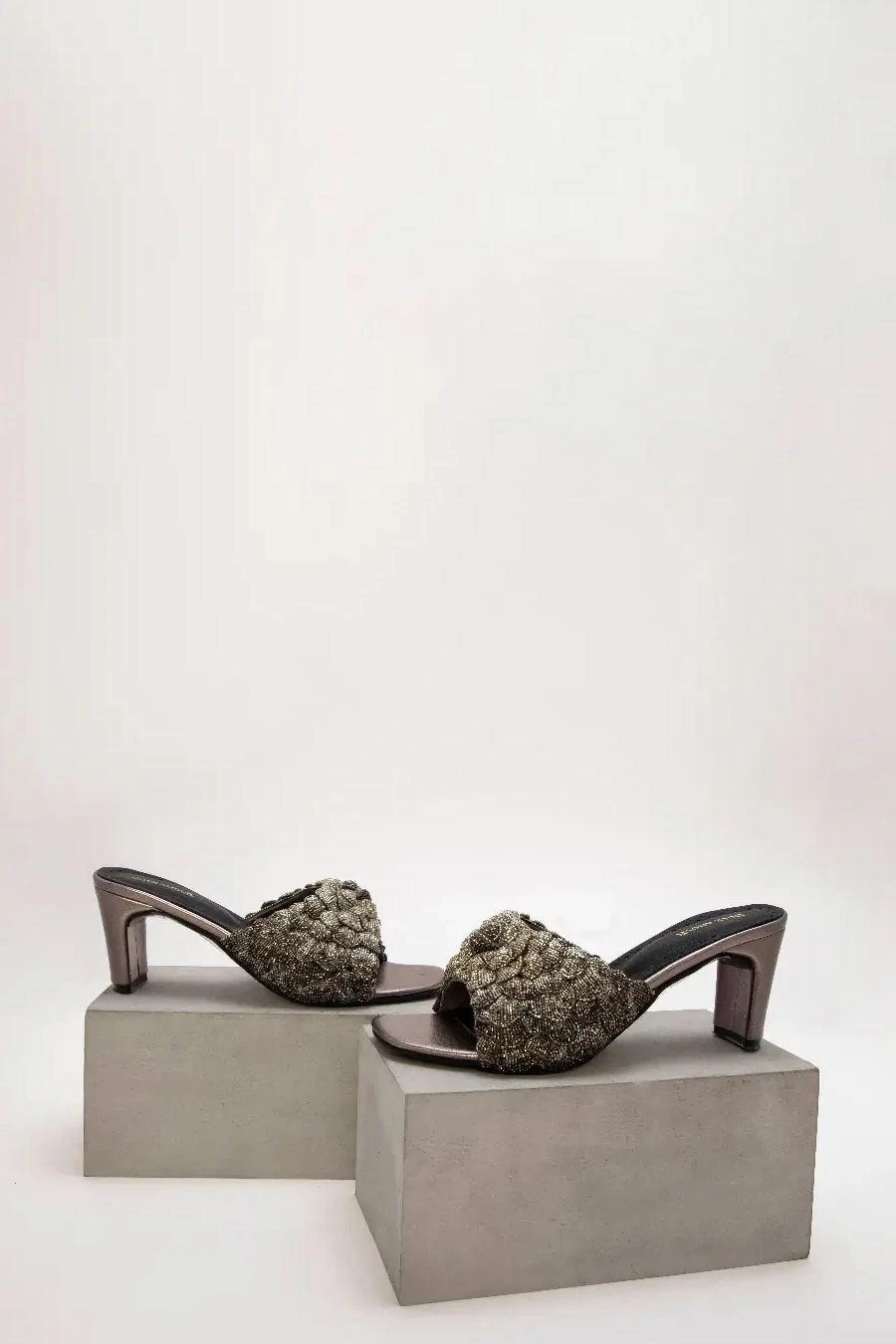 Doux Amour Matilda Pewter Silver Heels 3 Doux Amour Matilda Pewter Silver Heels