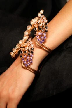 Suhani Pittie Pearlescent Frost Gold-plated Cuff