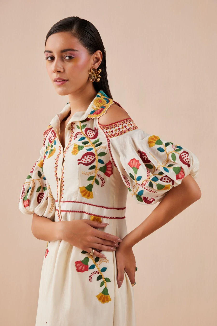 Chandrima Ivory Applique Cold Shoulder Midi Dress 5 Chandrima Ivory Applique Cold Shoulder Midi Dress - Image 3