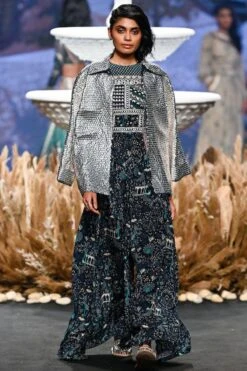 SVA Blue Patchwork Jumpsuit & A Bomber Jacket 7 SVA Blue Patchwork Jumpsuit & A Bomber Jacket -Inca Sales Store 2811srl8 3