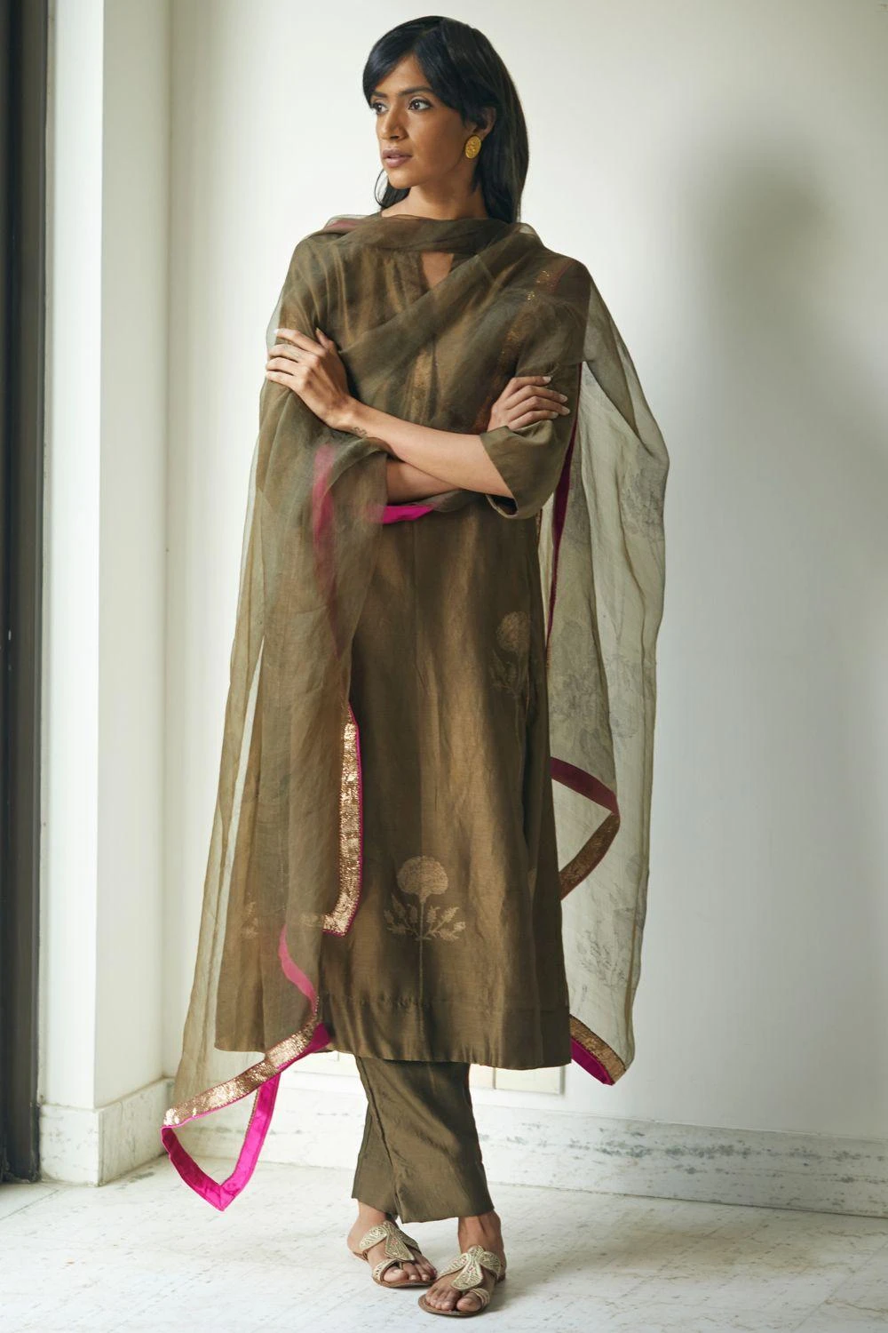 Shorshe Silk Organza Moss Green Stole 3 Shorshe Silk Organza Moss Green Stole