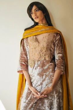 Shorshe Mulberry Silk Mustard Stole 9 Shorshe Mulberry Silk Mustard Stole -Inca Sales Store 2812sho27 4