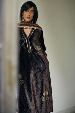 Shorshe Dark Brown Velvet Kurta Set 9 Shorshe Dark Brown Velvet Kurta Set -Inca Sales Store 2812sho8 3