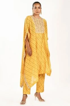 Petticoat Lane By Divya Printed Kurta Set With An Embellished Neckline -Inca Sales Store 290330 3