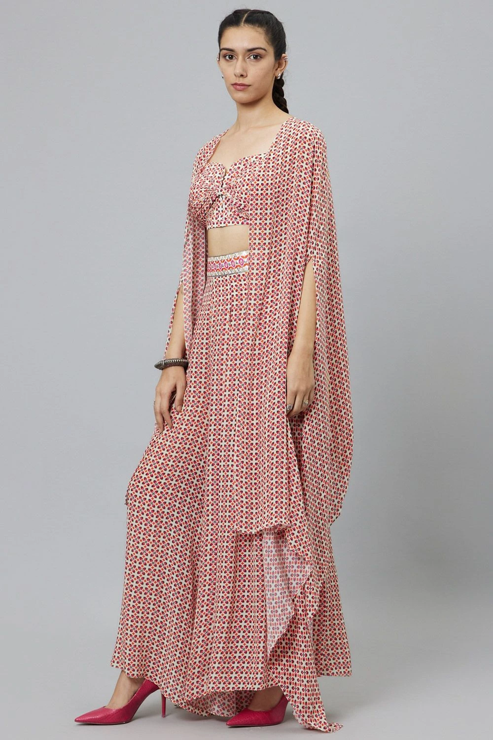 SVA Ivory Geometric Printed Cape Set 4 SVA Ivory Geometric Printed Cape Set - Image 2