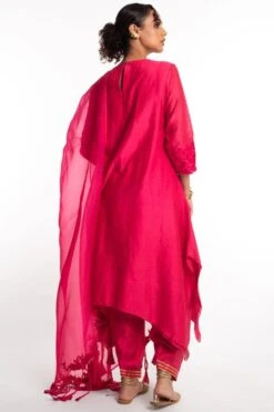 Aikeyah Pink Kurta Set With A Dupatta -Inca Sales Store 29ai14 5