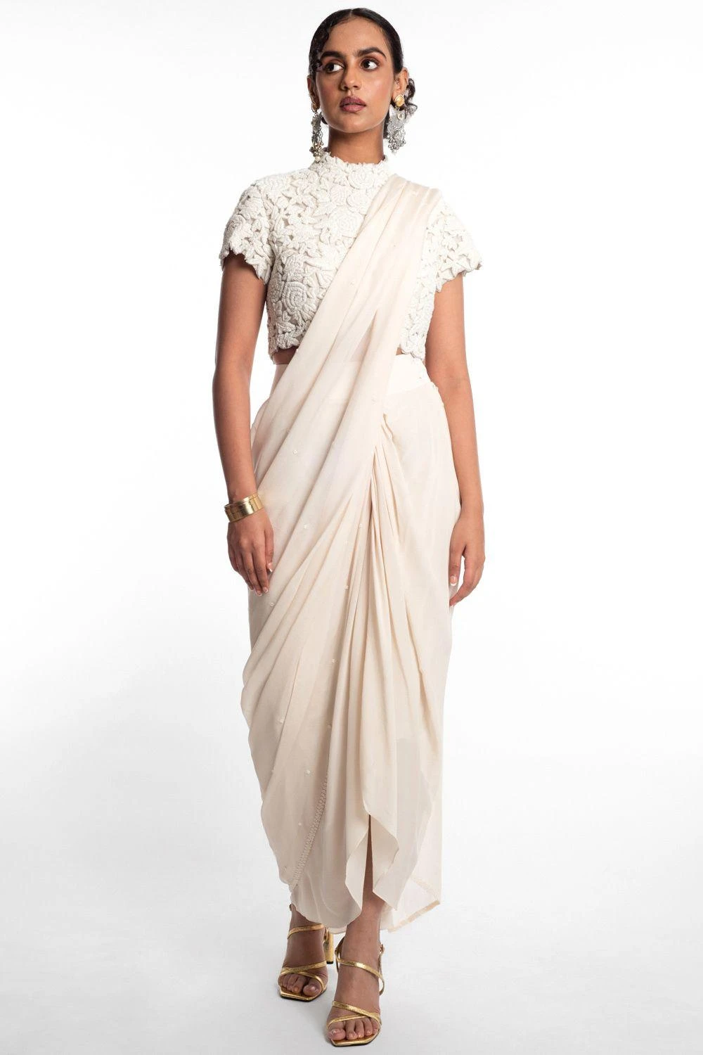 Aikeyah White Draped Sari With An Embellished Blouse 3 Aikeyah White Draped Sari With An Embellished Blouse