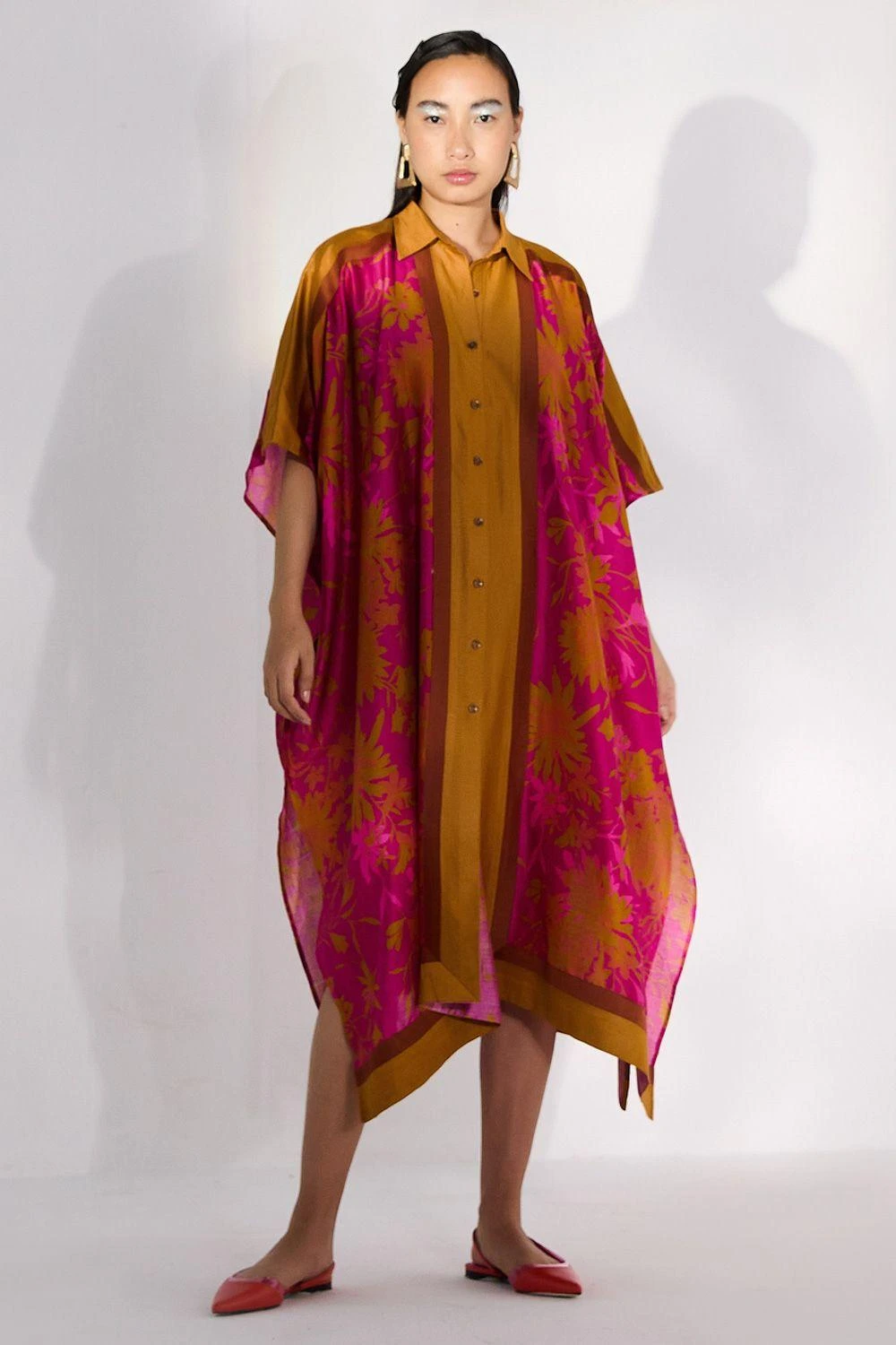 Twinkle Hanspal Bouquet Printed Kaftan Shirt Dress 3 Twinkle Hanspal Bouquet Printed Kaftan Shirt Dress