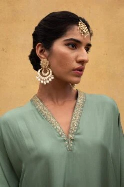 Jayanti Reddy Green Embellished Kaftan With Benarasi Borders -Inca Sales Store 300523jr01 4