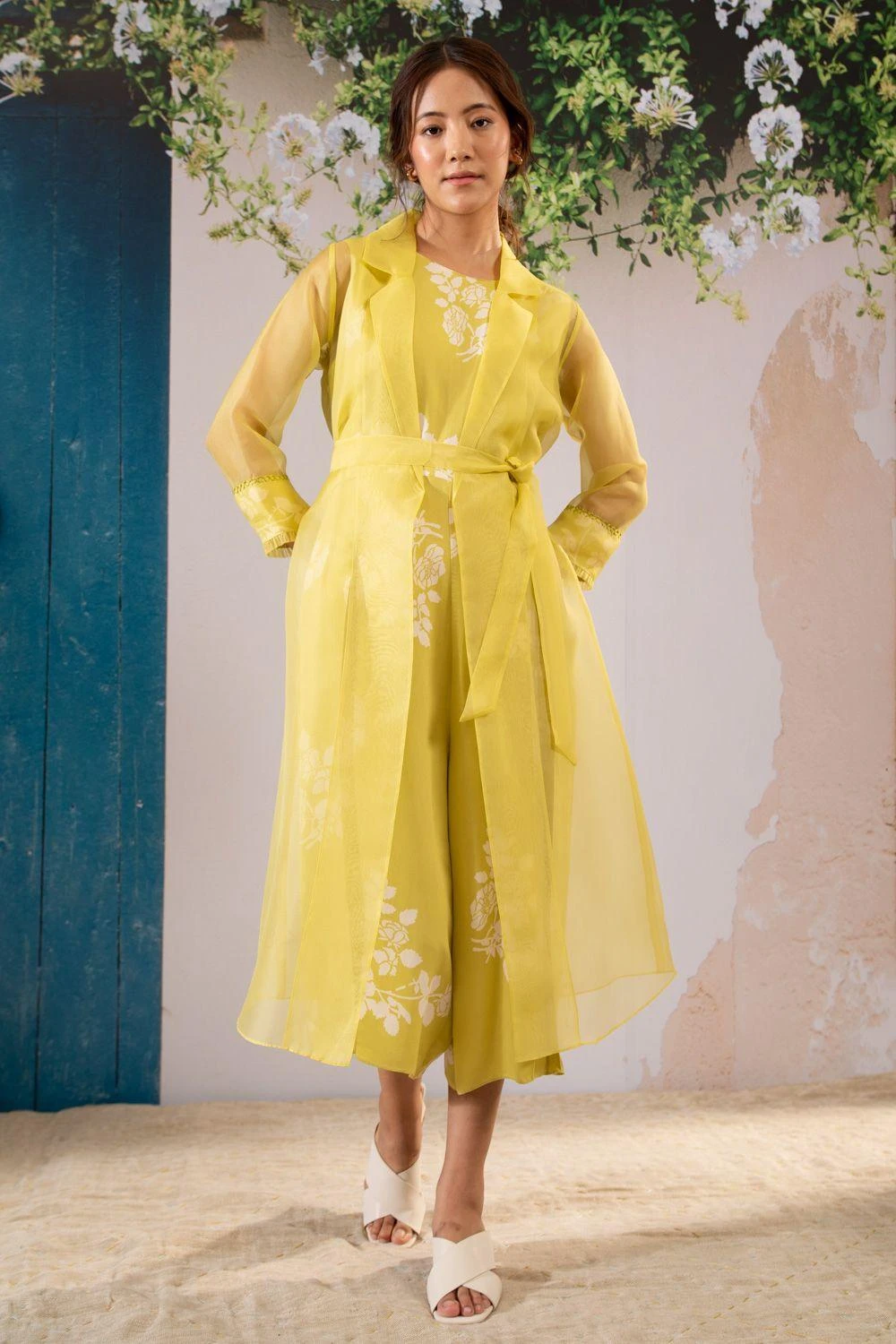Arcvsh By Pallavi Singh Lemon Floral Printed Jumpsuit & Jacket Set 3 Arcvsh By Pallavi Singh Lemon Floral Printed Jumpsuit & Jacket Set