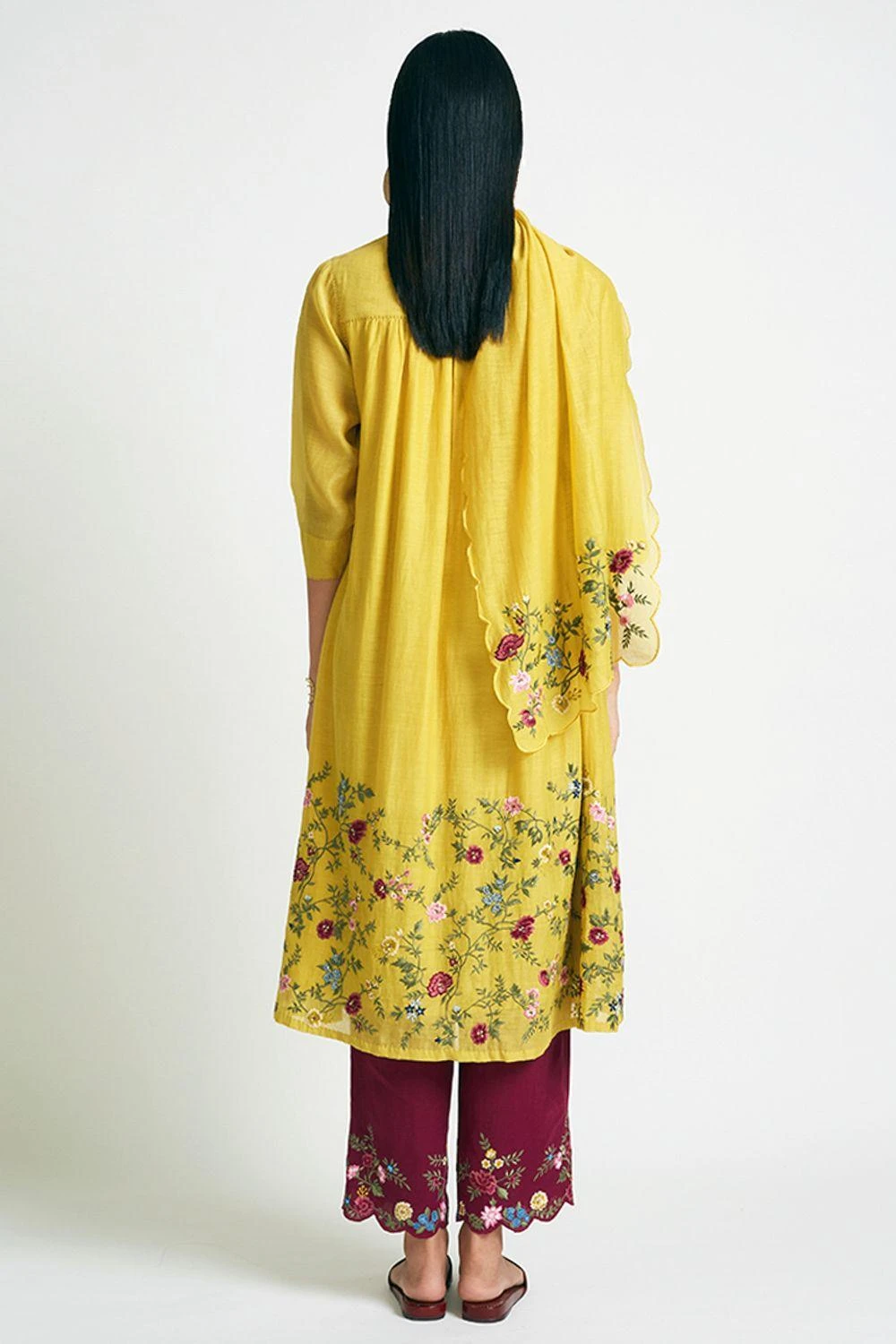 Payal Pratap Mustard Chanderi Embroidered Scarf 6 Payal Pratap Mustard Chanderi Embroidered Scarf - Image 4