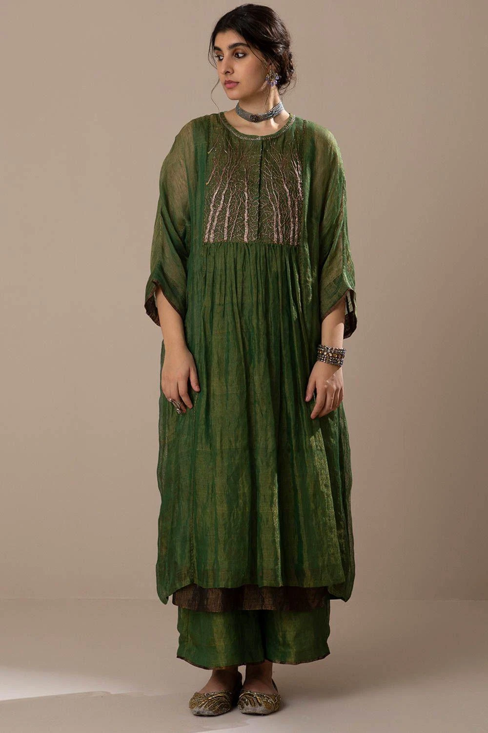Sunira Designs Green Embroidered Gathered Kurta 3 Sunira Designs Green Embroidered Gathered Kurta