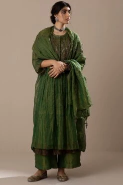 Sunira Designs Green Embroidered Gathered Kurta 9 Sunira Designs Green Embroidered Gathered Kurta -Inca Sales Store 310sua3 3