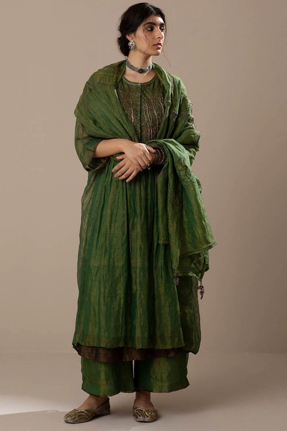 Sunira Designs Green Embroidered Gathered Kurta 5 Sunira Designs Green Embroidered Gathered Kurta - Image 3