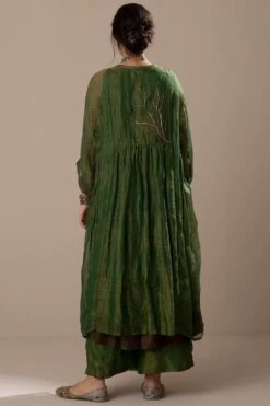 Sunira Designs Green Embroidered Gathered Kurta 11 Sunira Designs Green Embroidered Gathered Kurta -Inca Sales Store 310sua3 5