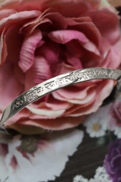 Eina Ahluwalia Gayatri Mantra Bangle In Silver -Inca Sales Store 3412ea3 3
