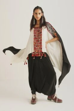 Aseem Kapoor Venika Double Colour Co-ord Set 10 Aseem Kapoor Venika Double Colour Co-ord Set -Inca Sales Store 395260 3