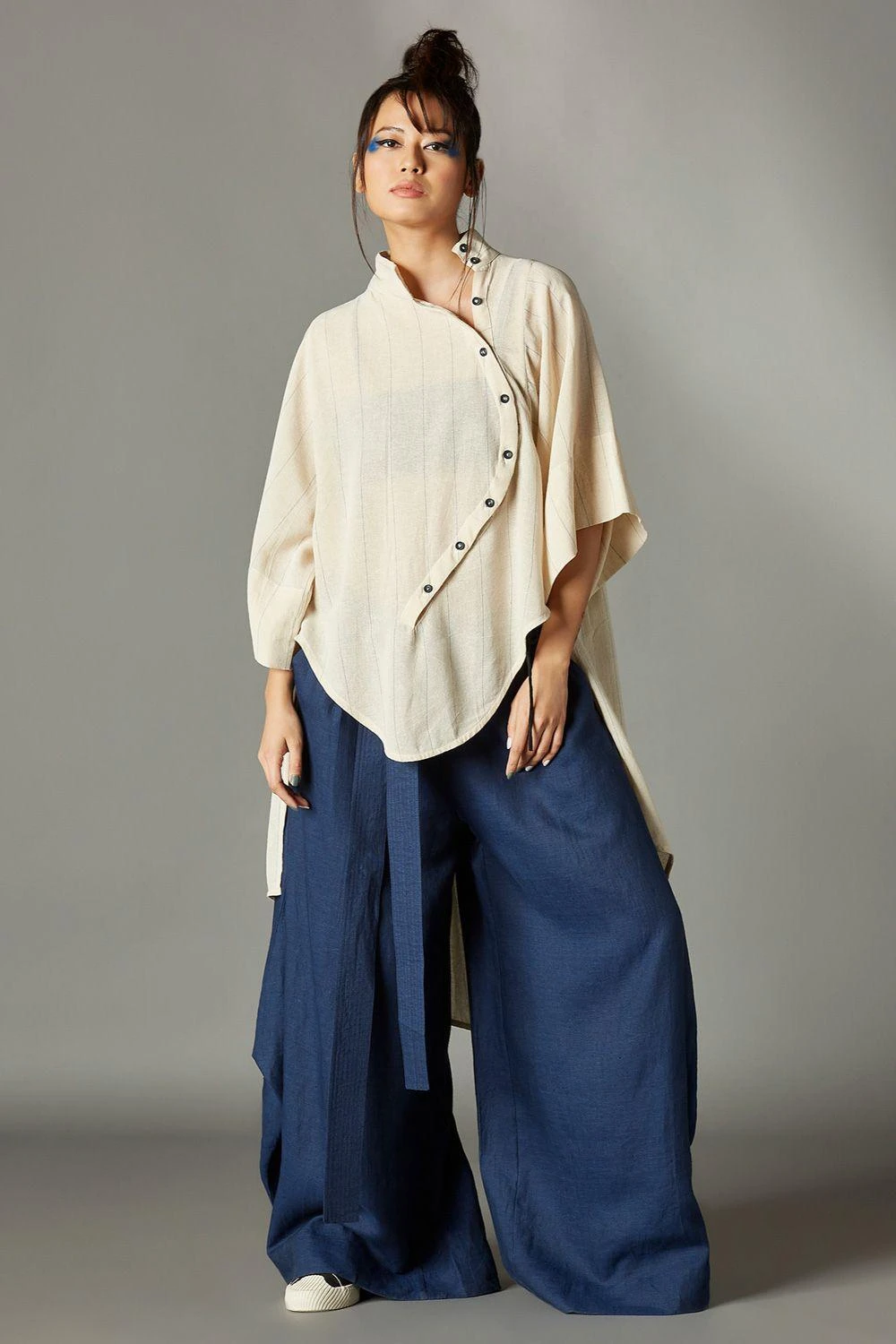 Chola Elliot Asymmetric Shirt 3 Chola Elliot Asymmetric Shirt