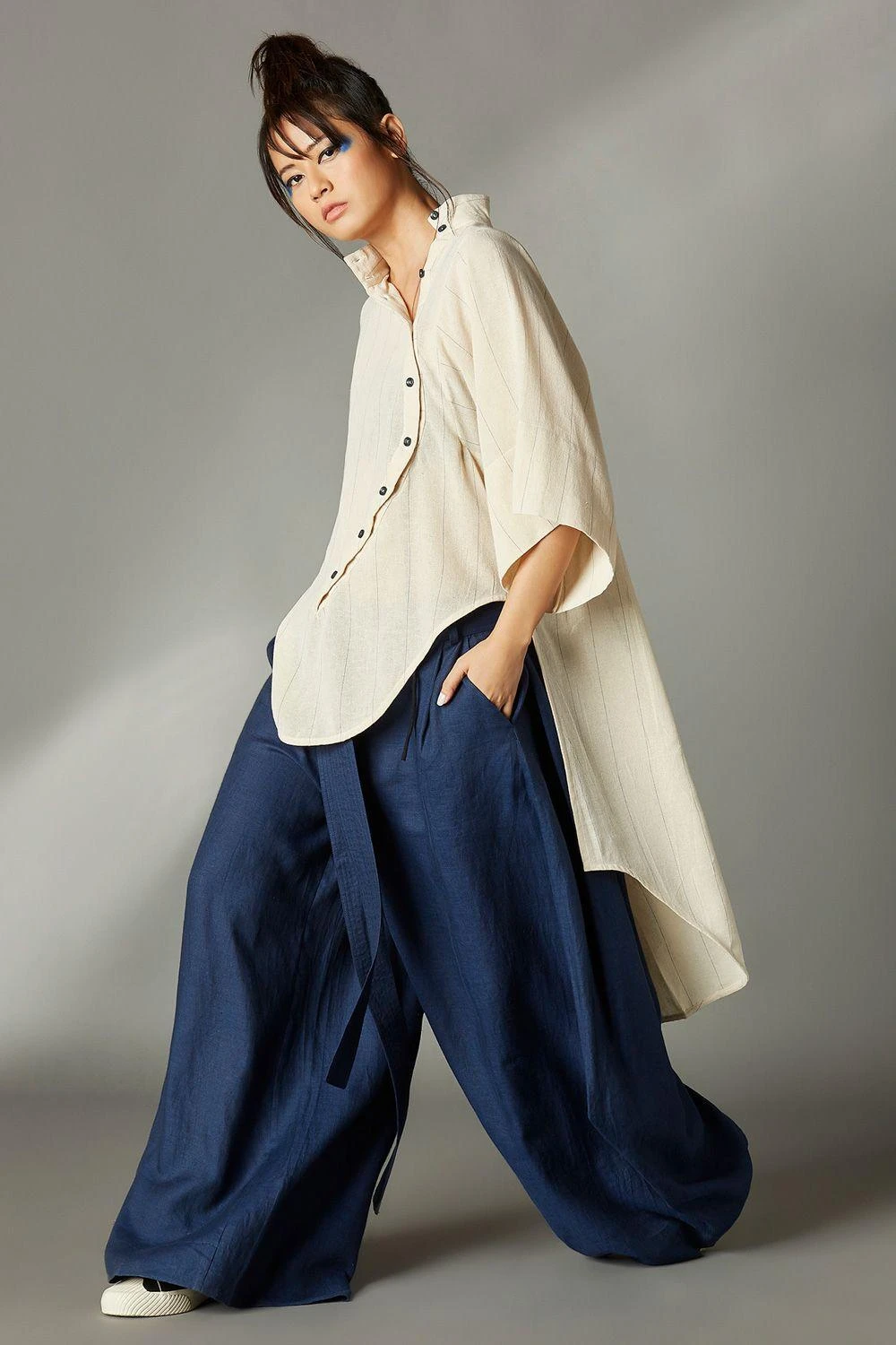 Chola Elliot Asymmetric Shirt 4 Chola Elliot Asymmetric Shirt - Image 2