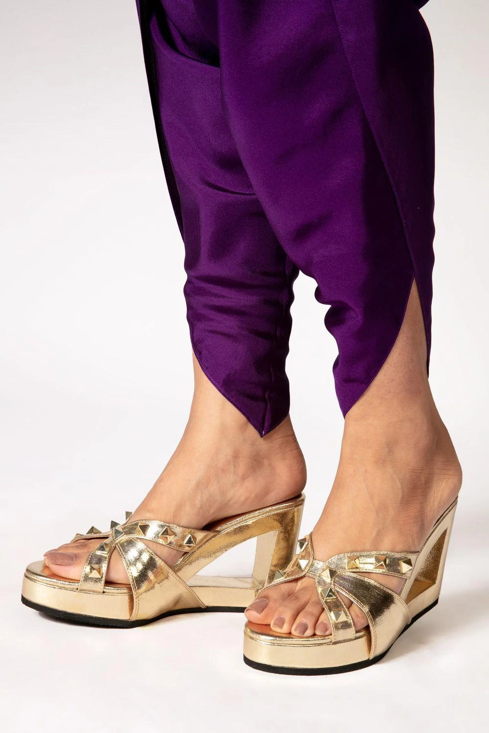 Stoffa Golden Spike Wedges 4 Stoffa Golden Spike Wedges - Image 2