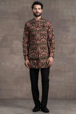 Tarun Tahiliani Men Black & Pink Floral Quilted Bundi Jacket Set