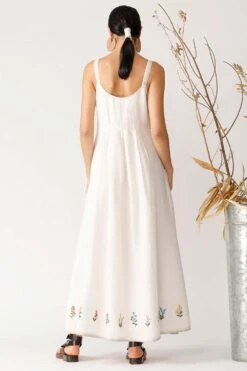 Payal Pratap Dress With Embroidered Hemline -Inca Sales Store 4ss 30 5