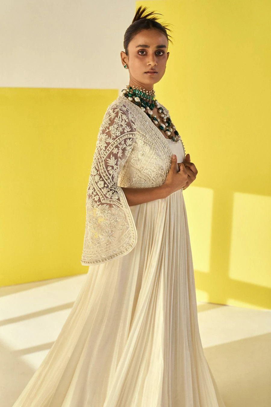 Ridhi Mehra Dafiya Embellished Anarkali Set 5 Ridhi Mehra Dafiya Embellished Anarkali Set - Image 3