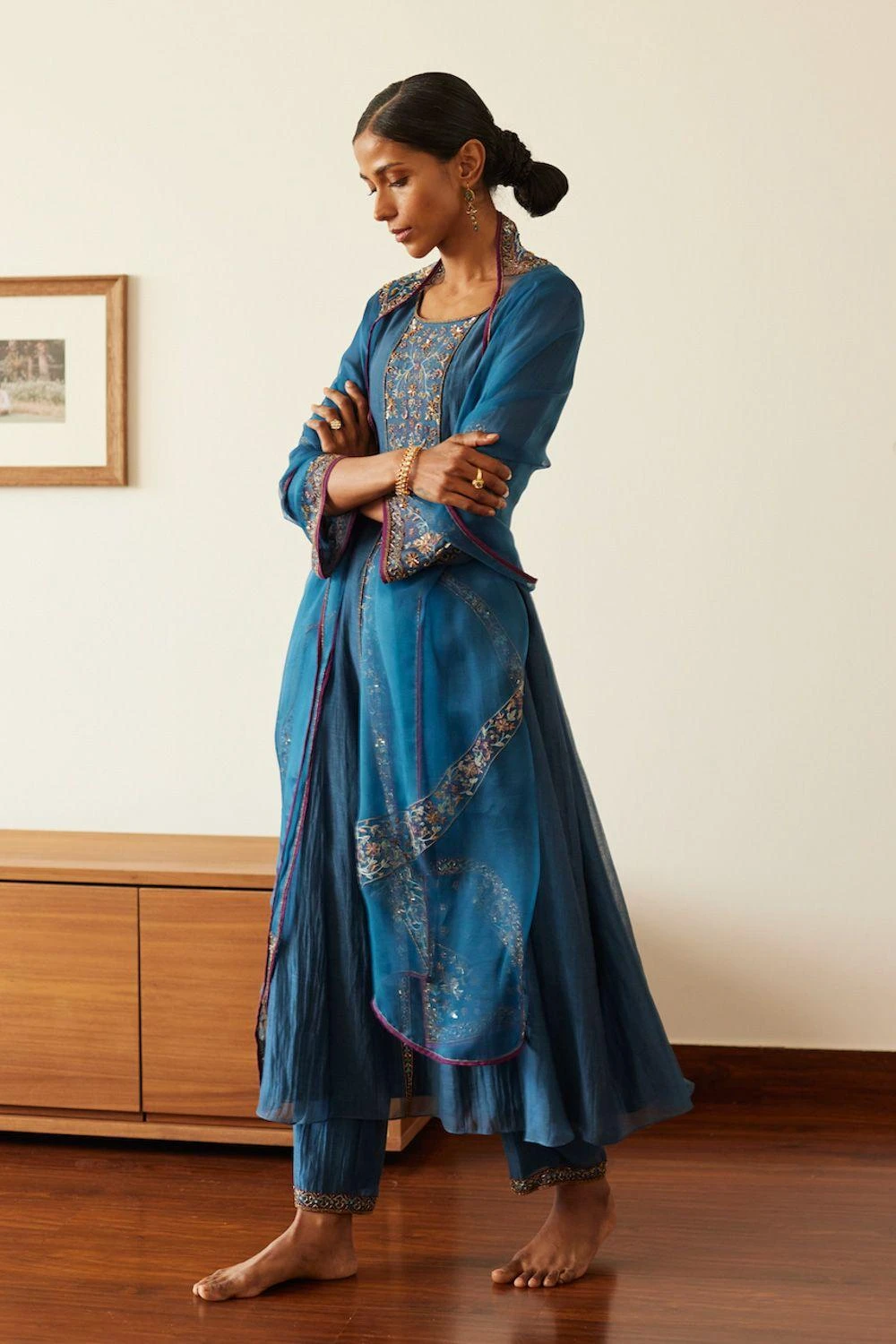 Sarang Kaur Blue Adree Stole 4 Sarang Kaur Blue Adree Stole - Image 2