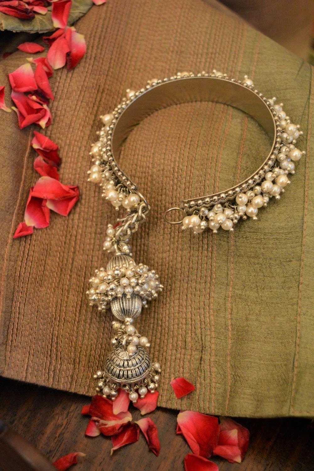Heer- House Of Jewellery Mogra Tassel Kada 4 Heer- House Of Jewellery Mogra Tassel Kada - Image 2