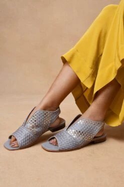 Inochhi Metallic Grey Wedges
