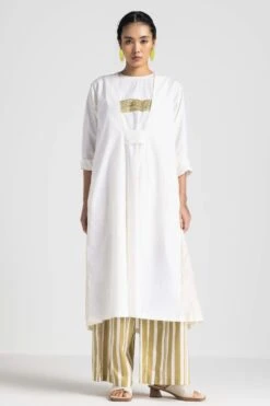 Three Ivory Back Pleated Tunic Set