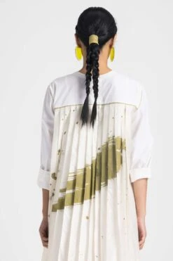 Three Ivory Back Pleated Tunic Set -Inca Sales Store 6923te1 4