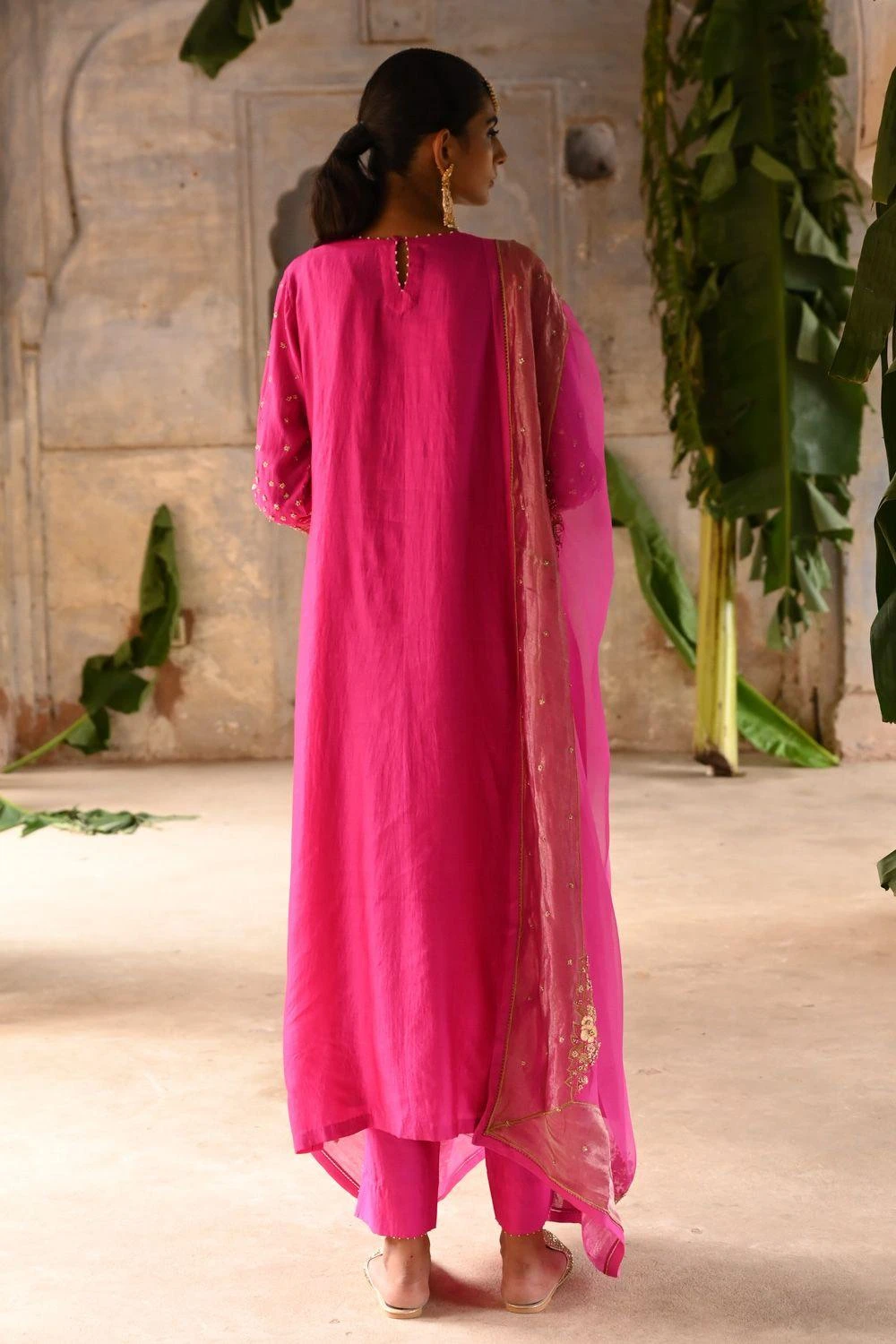 Deep Thee Fuchsia Pink Hand Embroidered Kurta Set 6 Deep Thee Fuchsia Pink Hand Embroidered Kurta Set - Image 4