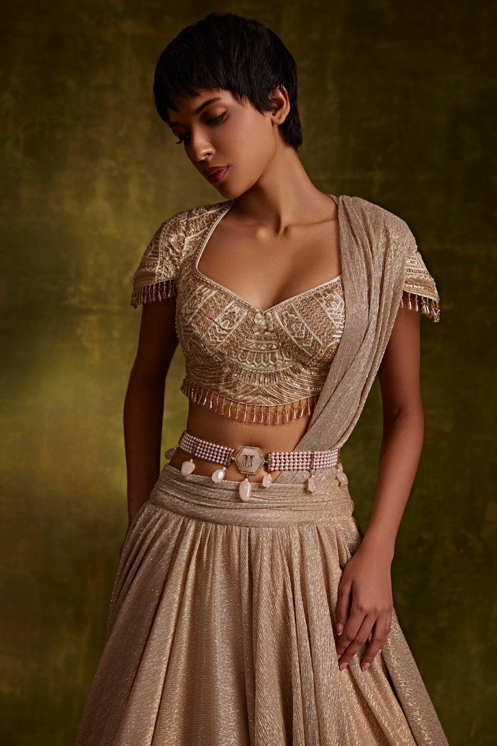 Tarun Tahiliani Accessories Pink Pearl Mesh Beaded Belt 3 Tarun Tahiliani Accessories Pink Pearl Mesh Beaded Belt