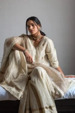 Shorshe Ivory Hand Embellished Dupatta